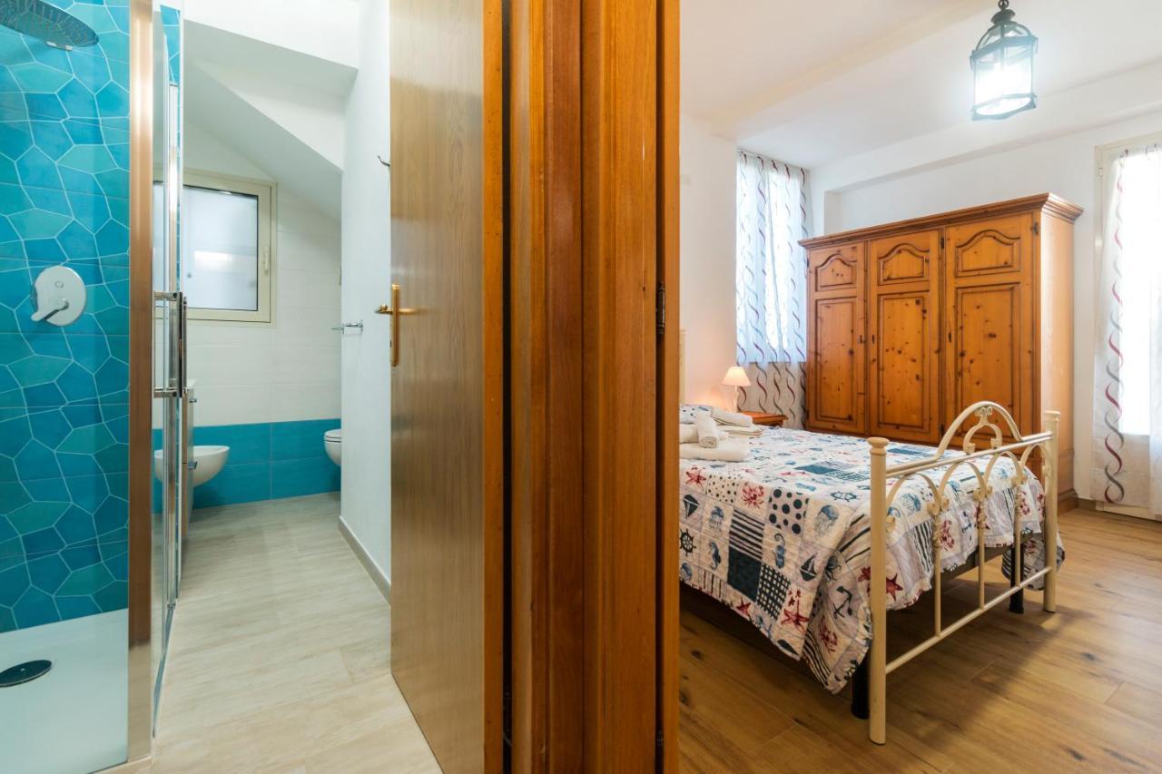 Camera Con Bagno Villa Isabel Cala Gonone Exterior photo